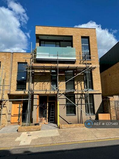 3 Bedroom Semi-Detached House To Rent In St Andrews Road, Surbiton, KT6