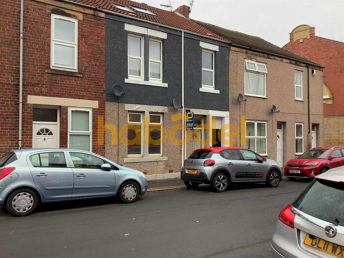 2 Bedroom Flat To Rent In Vine Street, Wallsend, NE28