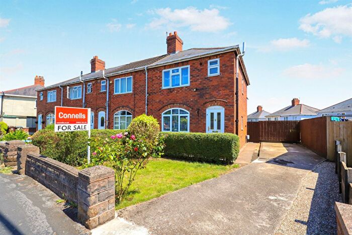 3 Bedroom End Terrace House For Sale In Mills Crescent, Parkfields, Wolverhampton, WV2