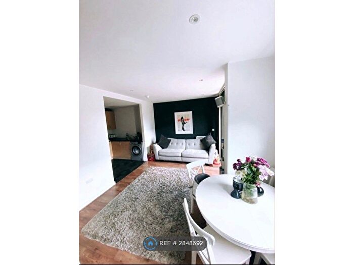 1 Bedroom Flat To Rent In Drayton Park, London, N5