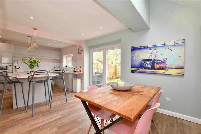 3 Bedroom Semi-Detached House For Sale In Orchard Field, Bethersden, Ashford, Kent, TN26