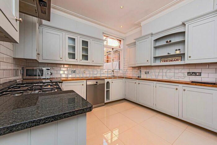 5 Bedroom Terraced House To Rent In Chipstead Street, London, SW6