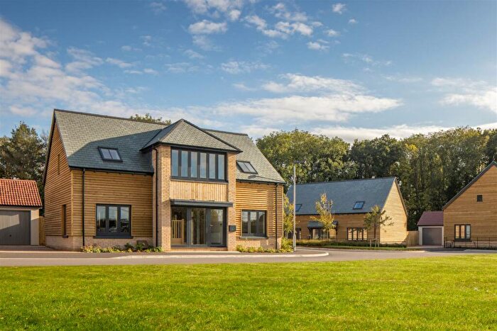 4 Bedroom Detached House For Sale In Stoke Meadow, Silver Street, Calne, SN11