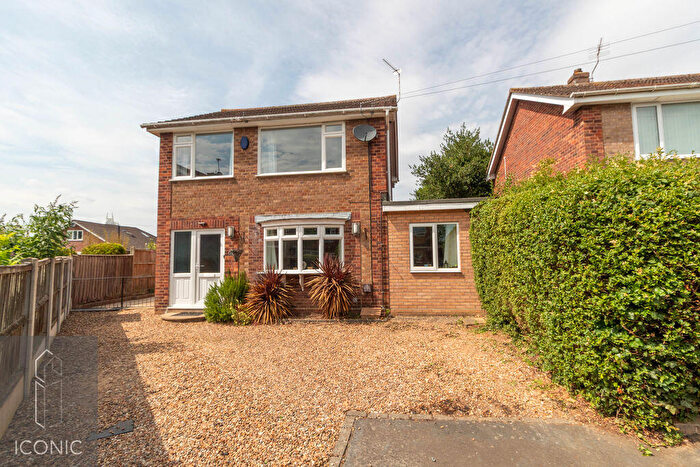 4 Bedroom Detached House For Sale In Angela Close, Horsford, Norwich., NR10