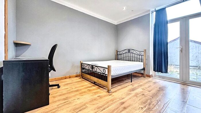 4 Bedroom Terraced House To Rent In Tredegar Road, Bristol, BS16
