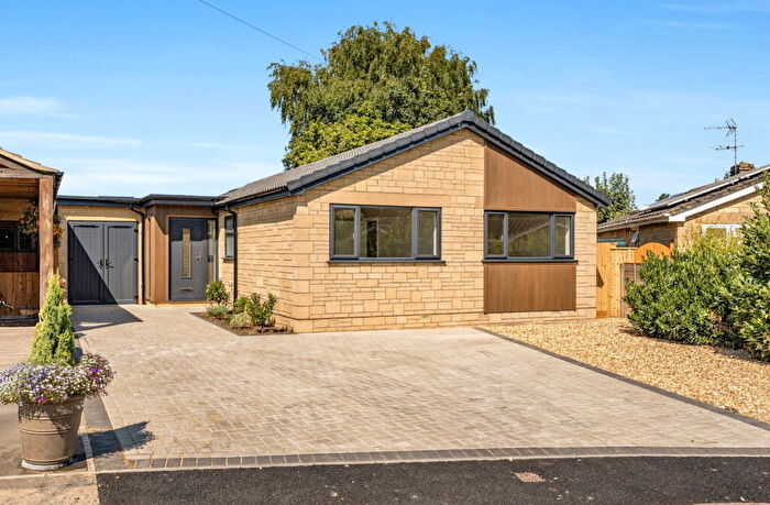 4 Bedroom Detached Bungalow For Sale In Milbourne Park, Milbourne, Malmesbury, SN16