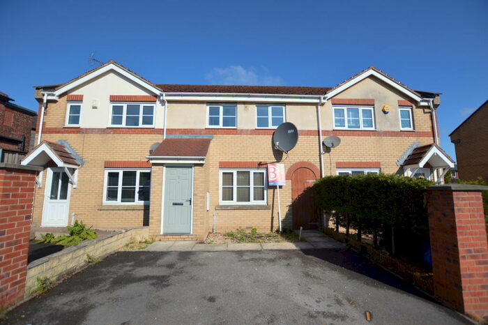 3 Bedroom Town House To Rent In Fretson Road South, Manor, Sheffield, S2