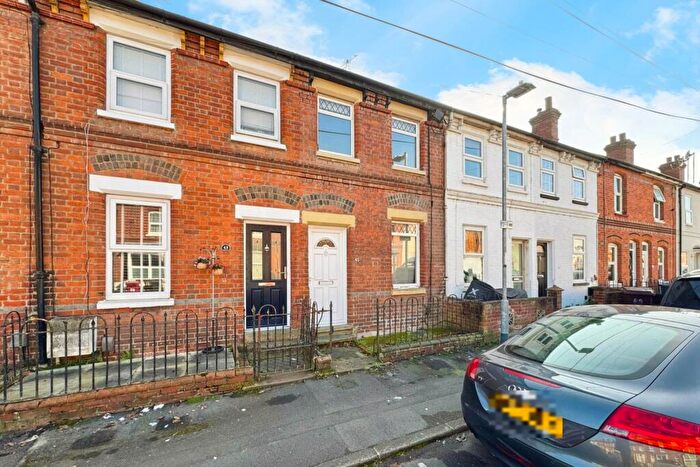 2 Bedroom Terraced House To Rent In Waldeck Street, Reading, RG1