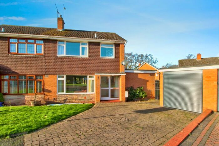 3 Bedroom Semi-Detached House For Sale In Poplars Drive, Codsall, Wolverhampton, WV8
