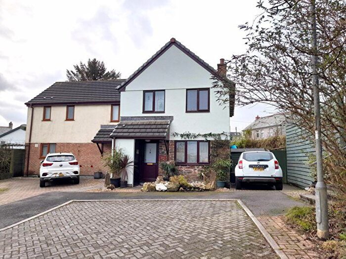 3 Bedroom Semi-Detached House For Sale In Meadow Rise, Penwithick, PL26