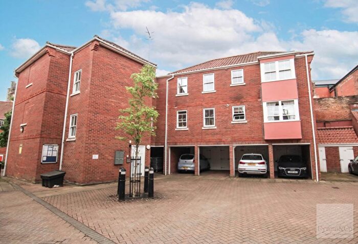 2 Bedroom Flat To Rent In St Martin At Bale Court, Norwich, NR1