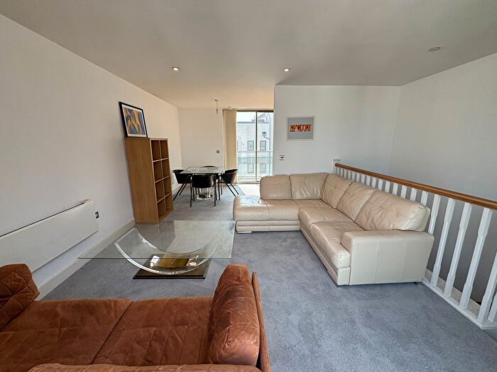 2 Bedroom Flat To Rent In Commercial Street, Birmingham, B1