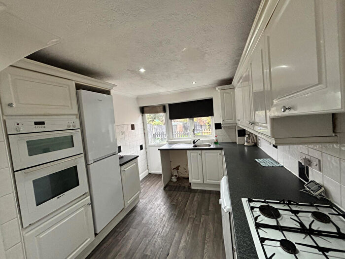 3 Bedroom Terraced House To Rent In Marymead Drive, SG2