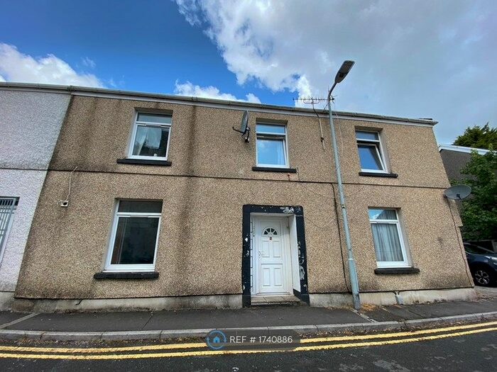 1 Bedroom Flat To Rent In Glantawe Street, Morriston, Swansea, SA6