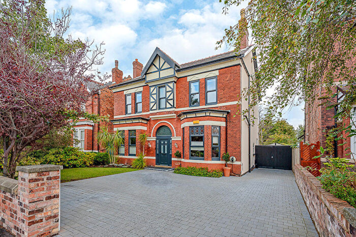 5 Bedroom Detached House To Rent In Golf Open - Burlington Road, Birkdale - Sleeps Up To - Charming Victorian Villa, PR8