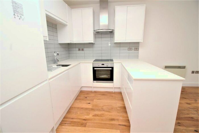 2 Bedroom Apartment To Rent In Town Centre, Hemel Hempstead, HP1