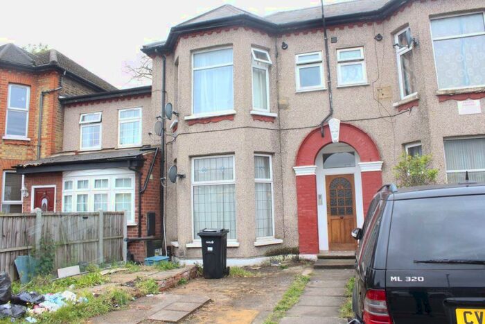 1 Bedroom Flat To Rent In Mansfield Road Ilford, IG1