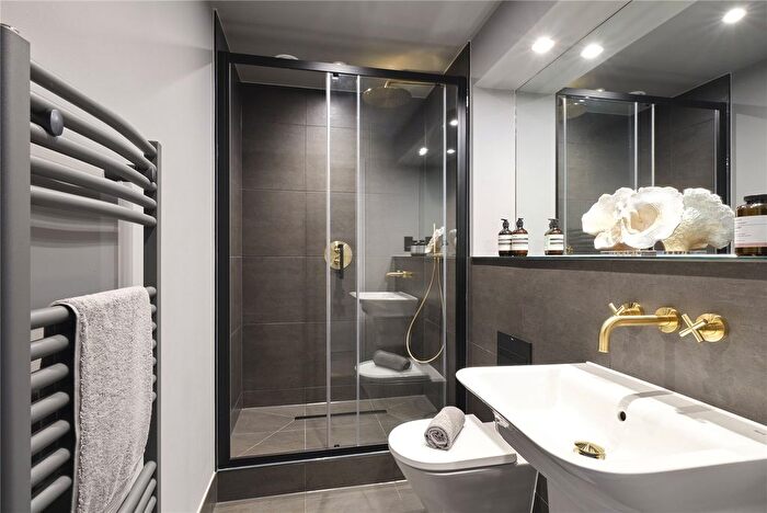 2 Bedroom Flat For Sale In Wills House, Factory No., East Street, Bedminster, Bristol, BS3
