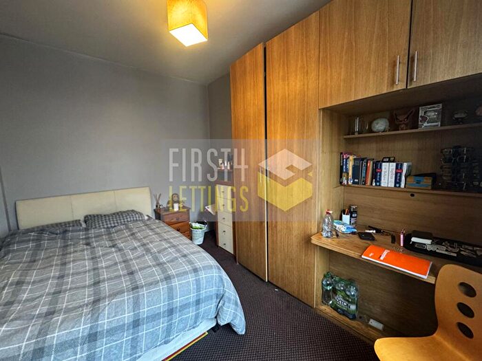 4 Bedroom Terraced House To Rent In Avenue Road Extension, Clarendon Park, LE2