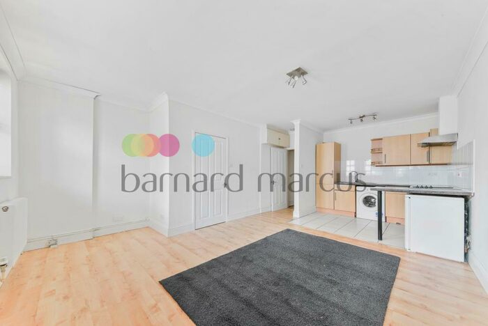 1 Bedroom Maisonette To Rent In Croham Road, South Croydon, CR2