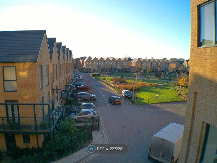 2 Bedroom Flat To Rent In Chambray House, Wallington, SM6