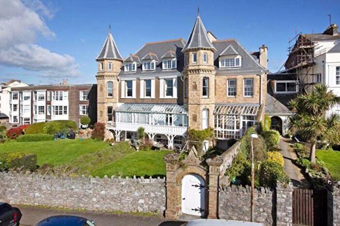 3 Bedroom Flat For Sale In Trefusis Terrace, Exmouth, EX8