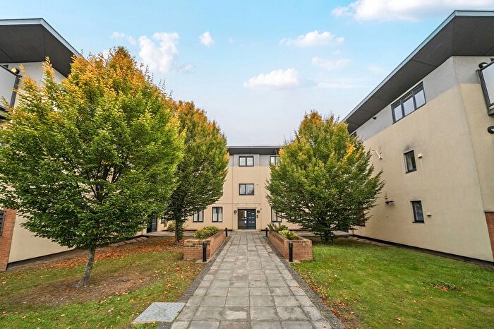 2 Bedroom Flat To Rent In Sidcup Road, London, SE9