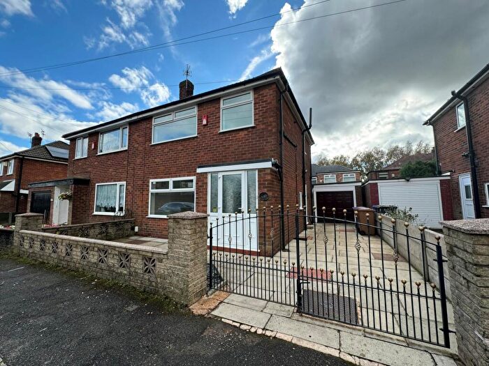 3 Bedroom Semi-Detached House To Rent In Manchester Road, Swinton, M27