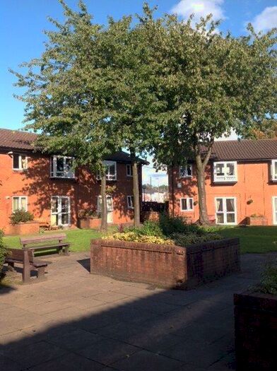 1 Bedroom Flat To Rent In Ferrier Court, Blackburn, Lancashire, BB1