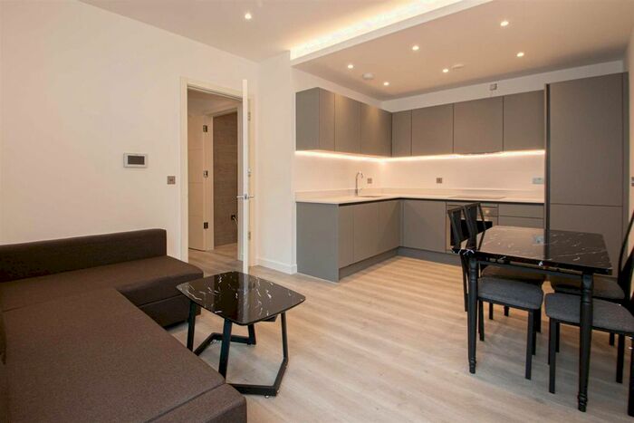 1 Bedroom Flat To Rent In Capital Drive, Linford Wood, MK14