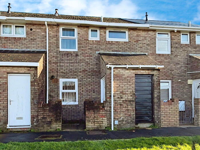 3 Bedroom Terraced House For Sale In Caernarfon Way, Bonymaen, Swansea, SA1