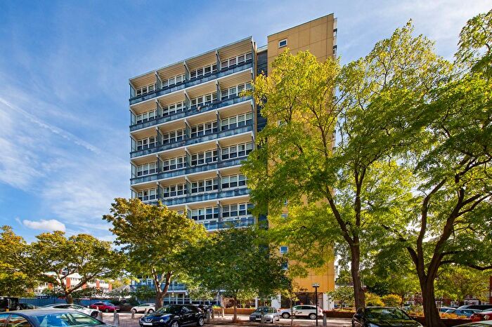 2 Bedroom Flat For Sale In Ethelburga Tower, Rosenau Road, SW11