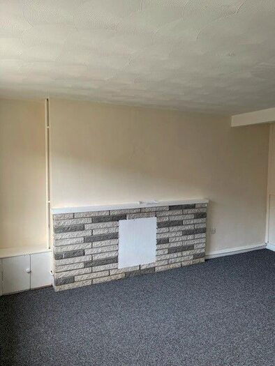 2 Bedroom Terraced House To Rent In Neath Road, Neath, SA11
