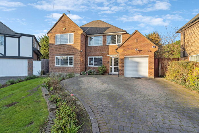 4 Bedroom Detached House For Sale In Eastglade, Pinner Village, HA5