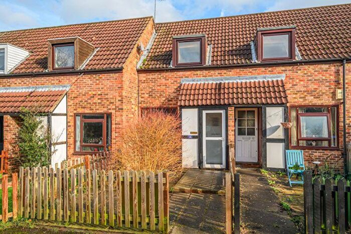 1 Bedroom Terraced House For Sale In Tudor Walk, Weybridge, KT13