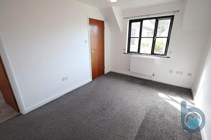1 Bedroom Flat To Rent In Henry Street, Peterborough, Cambridgeshire, PE1