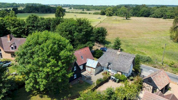 6 Bedroom Cottage For Sale In Warden Road, Ickwell, Bedfordshire, SG18