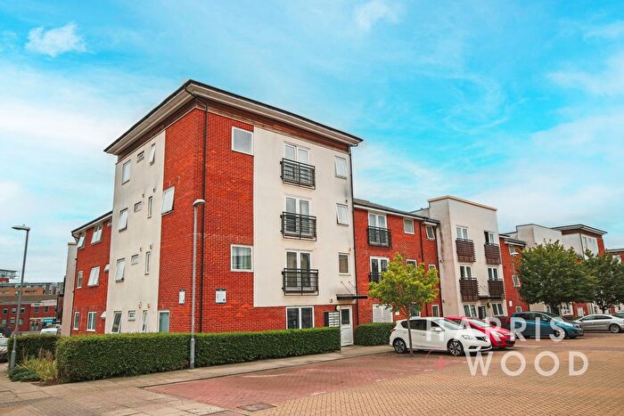 2 Bedroom Flat For Sale In Siloam Place, Ipswich, Suffolk, IP3