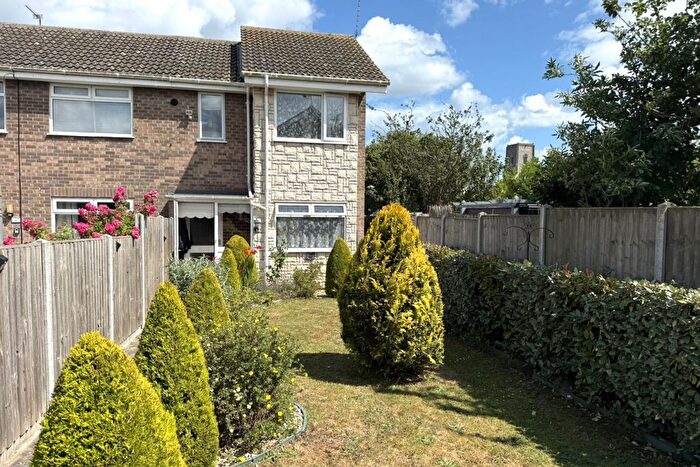2 Bedroom End Terrace House For Sale In Catchpole Close, Kessingland, NR33