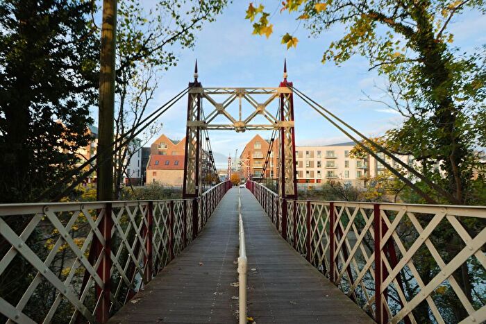 2 Bedroom Flat To Rent In Anchorage, Gaol Ferry Steps, Bristol, BS1