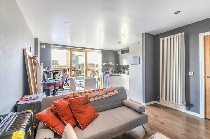 1 Bedroom Flat To Rent In Borough Road, Borough, London SE1