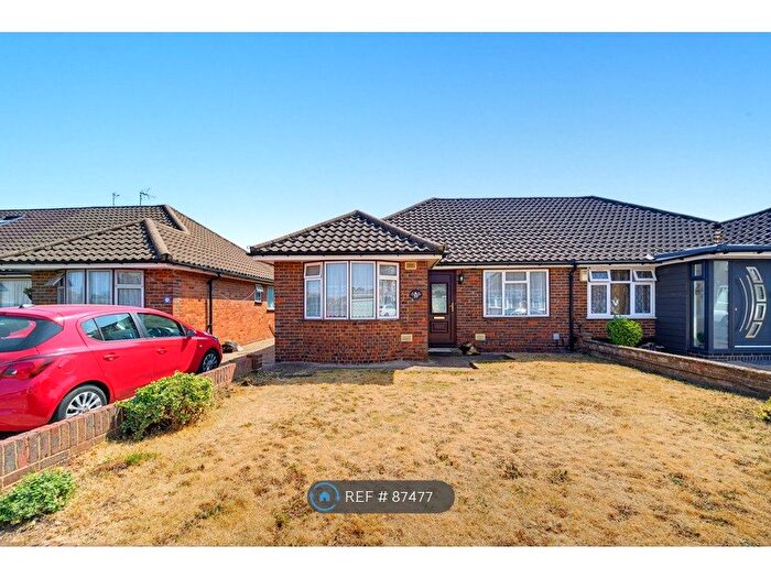 2 Bedroom Semi-Detached House To Rent In Westacott, Hayes, UB4