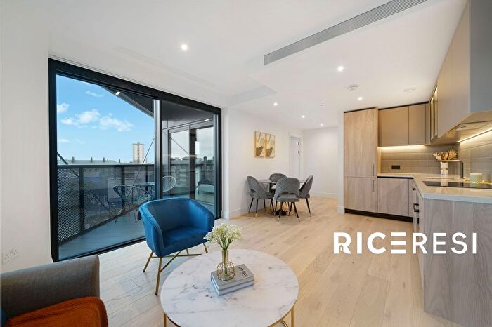 1 Bedroom Flat To Rent In Marian Place, London, E2