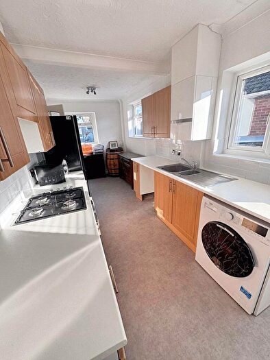 2 Bedroom Bungalow For Sale In Weldon Avenue, Bournemouth, BH11