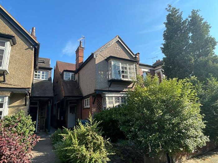 3 Bedroom Detached House For Sale In Cunningham Park, Harrow, Middlesex, HA1