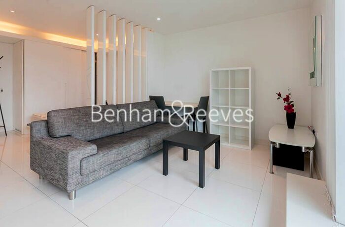 Studio To Rent In Pan Peninsula Square, Canary Wharf E14