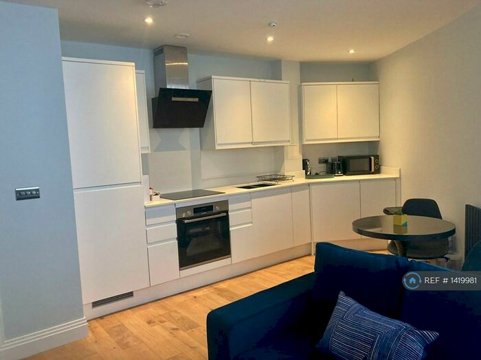 1 Bedroom Flat To Rent In New London Road, Chelmsford, CM2