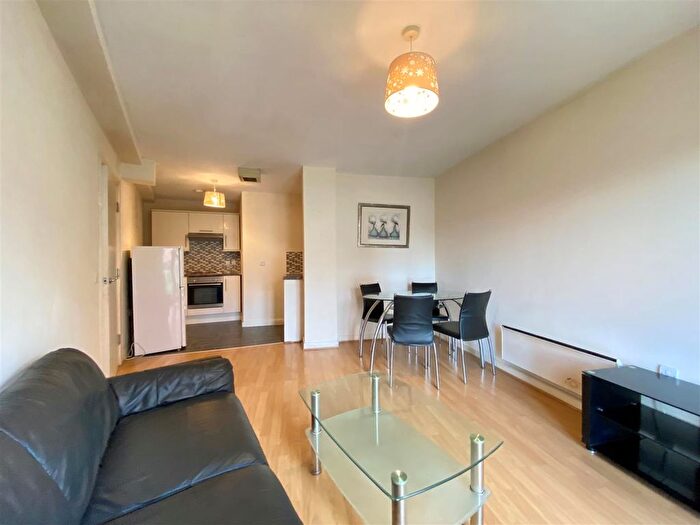 1 Bedroom Flat To Rent In City Link, Hessel Street, Salford, M50