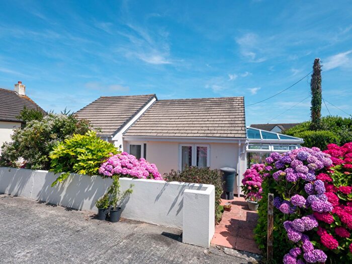 3 Bedroom Detached Bungalow For Sale In Gladwell Gardens, Stratton, Bude, EX23