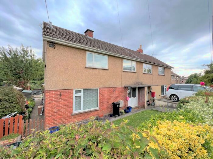 3 Bedroom Semi-Detached House For Sale In Rogers Close, Clutton, Bristol, BS39